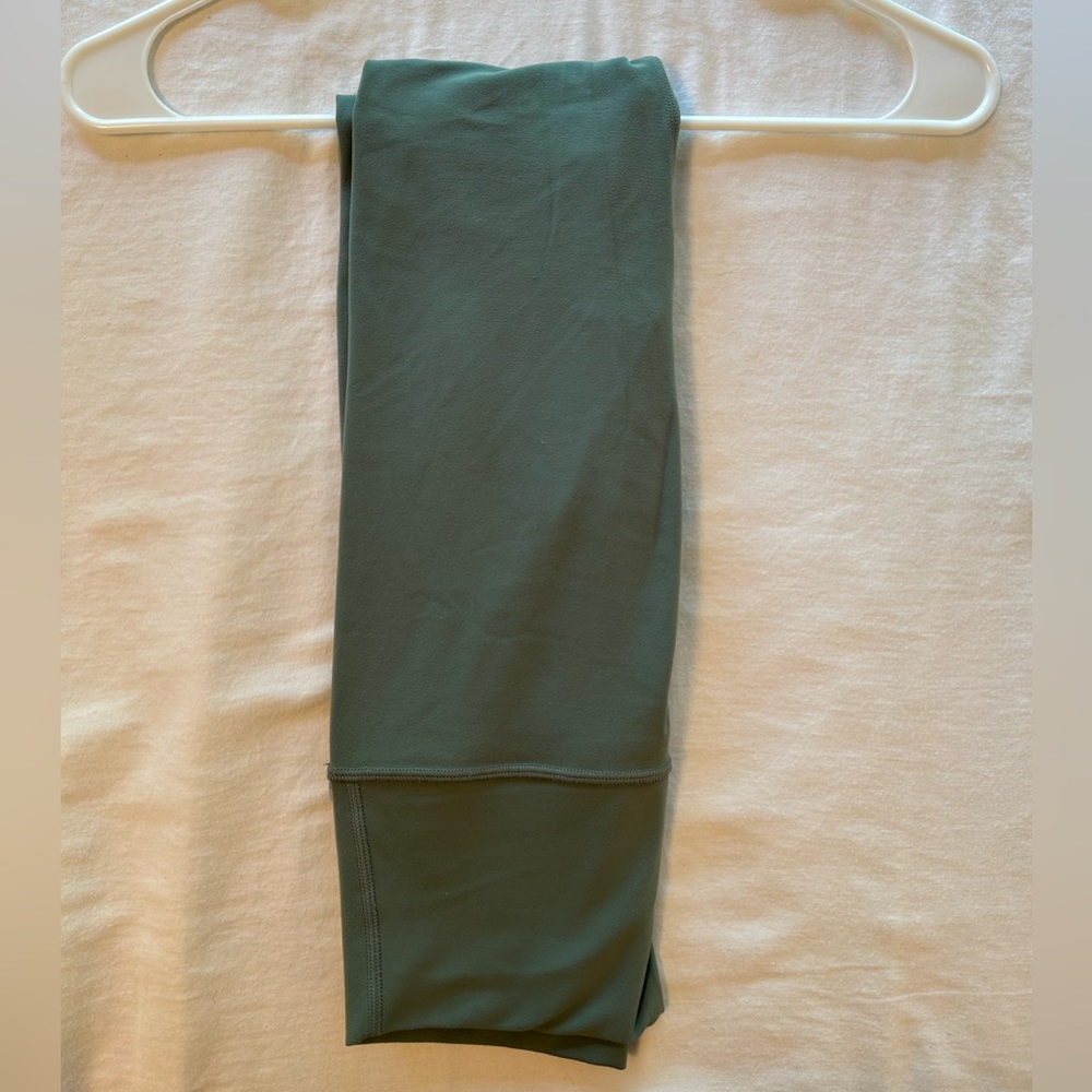 EUC LULULEMON ALIGN LEGGINGS